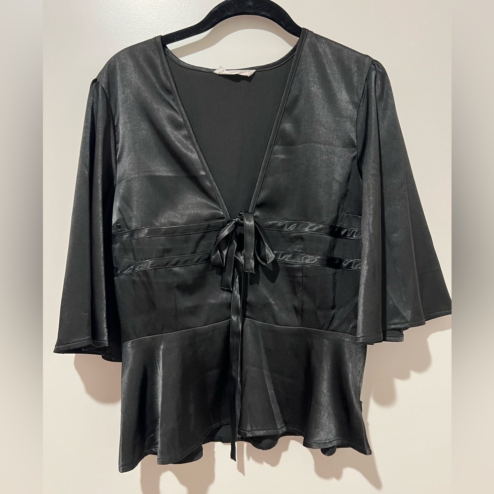 Eggie blouse in size medium
